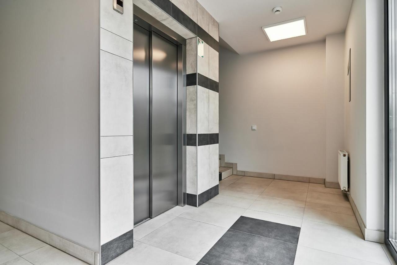 Exclusive Marina By Renters Apartment
